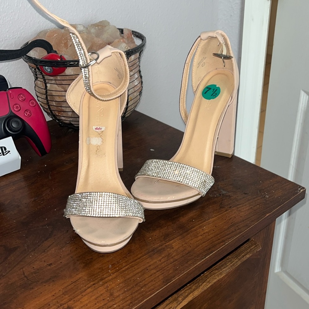 nude heels